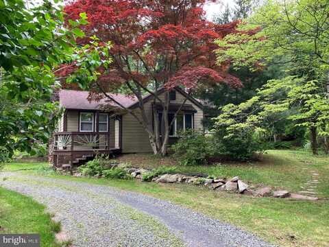 7450 SAINT PETERS ROAD, MACUNGIE, PA 18062