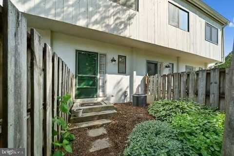 635 SUMMIT HOUSE, WEST CHESTER, PA 19382