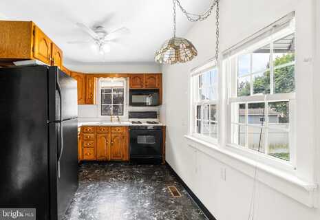 749 PUTNAM AVENUE, LAWRENCE, NJ 08648