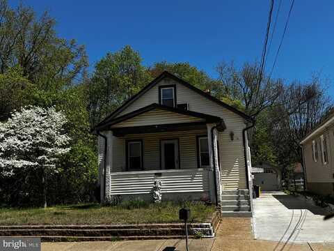 74 CYPRESS LA, Hamilton, NJ 08619