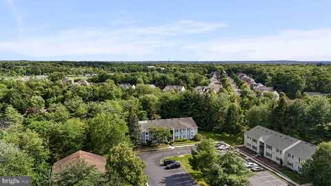 9 NORWICH PLACE, SOMERSET, NJ 08873