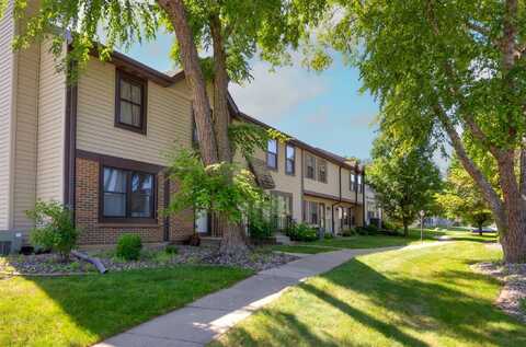 8628 Alpine Drive unit: C, Urbandale, IA 50322