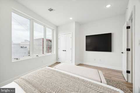 2330 FRANKFORD AVENUE, PHILADELPHIA, PA 19125