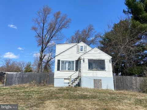 8628 CENTRAL AVENUE, LANDOVER, MD 20785