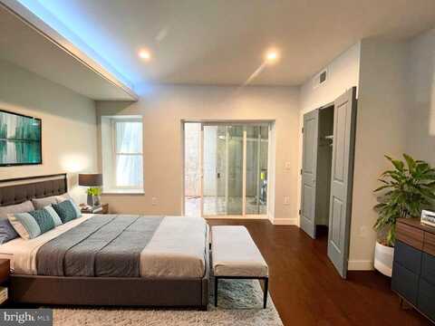 1337 N FRANKLIN STREET, PHILADELPHIA, PA 19122