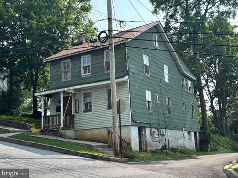 327 S ALLEGHENY STREET, BELLEFONTE, PA 16823