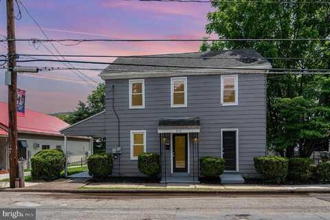 422 N HIGH STREET, DUNCANNON, PA 17020