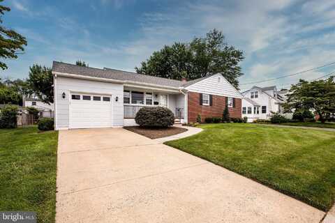 8 MARIO DRIVE, HAMILTON, NJ 08690