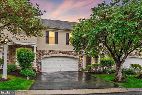 4 HARDY COURT, LANCASTER, PA 17602