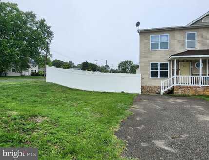 703 HUMBERT STREET, VINELAND, NJ 08360