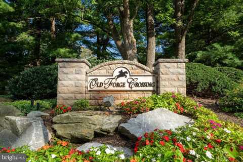 482 OLD FORGE CROSSING, DEVON, PA 19333