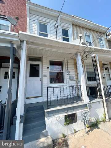533 FRANKLIN STREET, WEST READING, PA 19611