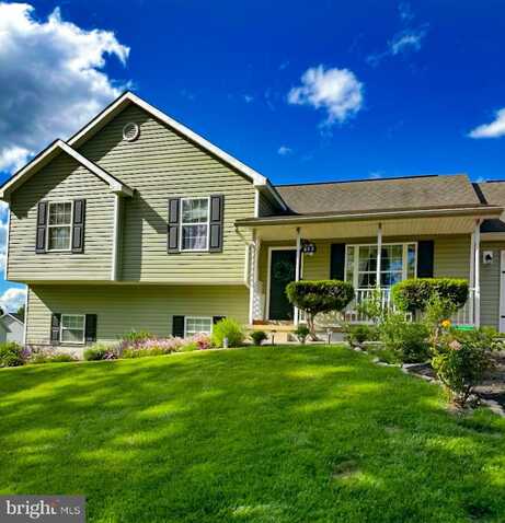 555 OAK LEE DRIVE, RANSON, WV 25438