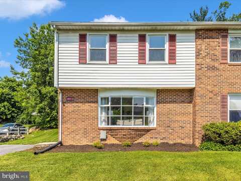 10912 ROSEWOOD DRIVE, HAGERSTOWN, MD 21740