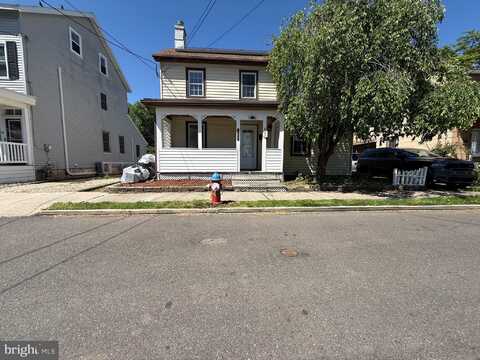165 CENTRE STREET, MORRISVILLE, PA 19067
