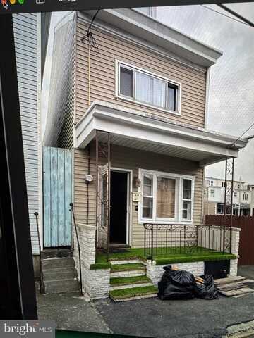 834 E MARKET STREET, MAHANOY CITY, PA 17948