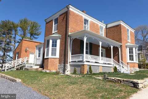 322 MAIN STREET E, FINCASTLE, VA 24090