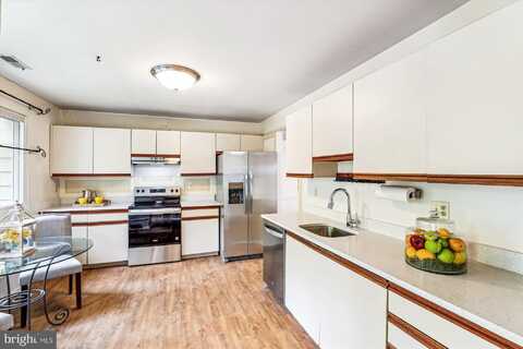 1528 WINTERBERRY DRIVE, ARNOLD, MD 21012