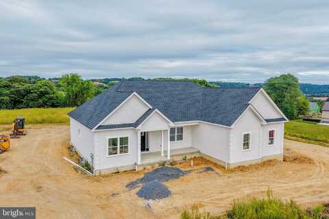 448 LONG LANE, WALNUTPORT, PA 18088