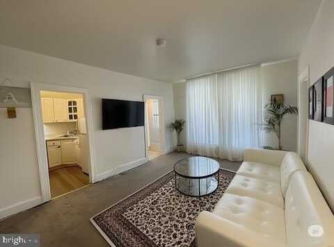 7347 WISCONSIN AVENUE, BETHESDA, MD 20814