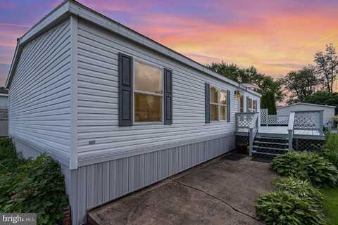 157 NORTHCREST ACRES, LEBANON, PA 17046