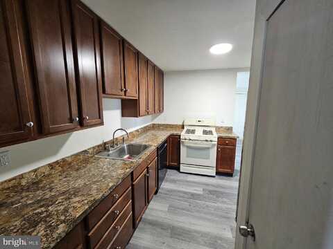 403 N GRAND AVENUE, NATIONAL PARK, NJ 08063