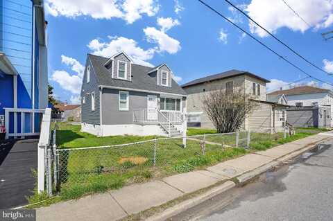 210 SOLLERS POINT ROAD, DUNDALK, MD 21222