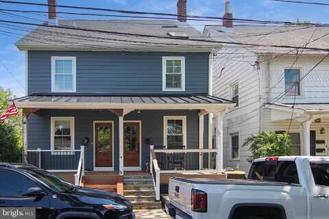 154 WOOD STREET, DOYLESTOWN, PA 18901