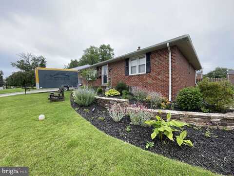 914 NEW HOPE STREET, NORRISTOWN, PA 19401