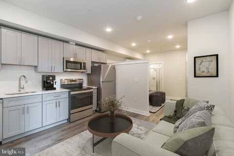 19 S 44TH STREET, PHILADELPHIA, PA 19104
