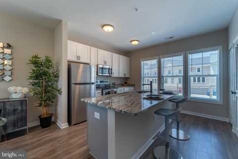 456 WOODCREST DRIVE SE, WASHINGTON, DC 20032