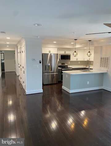 4932 A STREET SE, WASHINGTON, DC 20019