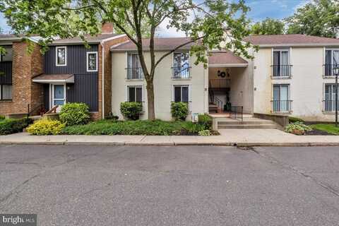18 S CLOSE, MOORESTOWN, NJ 08057