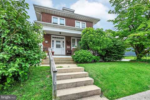 1350 W KING STREET, YORK, PA 17404