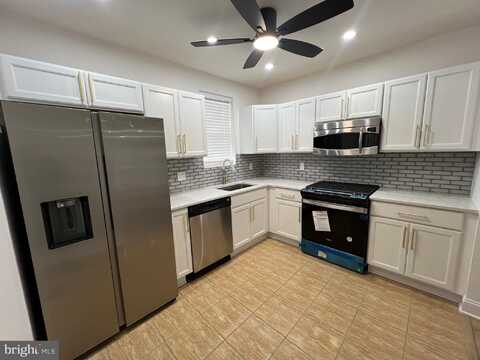 6610 N SMEDLEY STREET, PHILADELPHIA, PA 19126
