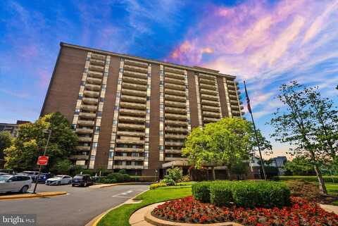 1800 OLD MEADOW ROAD, MCLEAN, VA 22102