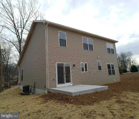 1735 QUARRY ROAD, LEBANON, PA 17046