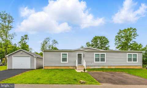 20 GOLFVIEW DRIVE, QUAKERTOWN, PA 18951