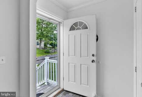 20 GOLFVIEW DRIVE, QUAKERTOWN, PA 18951