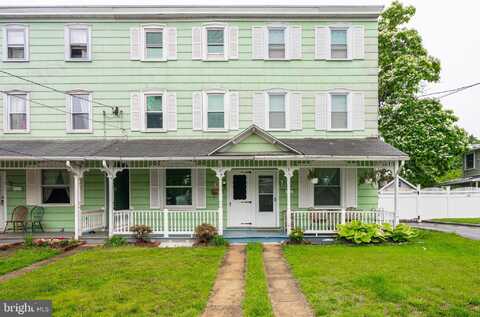 309 N 5TH AVENUE, ROYERSFORD, PA 19468