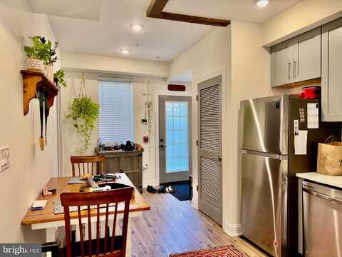 511 GORGAS LANE, PHILADELPHIA, PA 19128