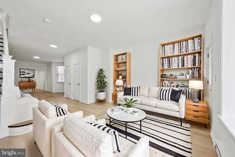 2943 W OXFORD STREET, PHILADELPHIA, PA 19121