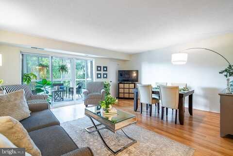 1600 N OAK STREET, ARLINGTON, VA 22209