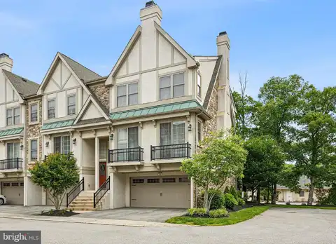 105 SUTTON WAY, NEWARK, DE 19711