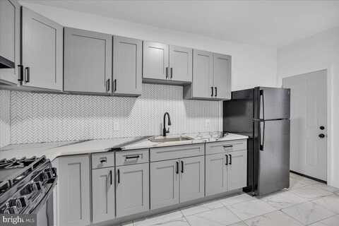 906 N 4TH STREET, CAMDEN, NJ 08102