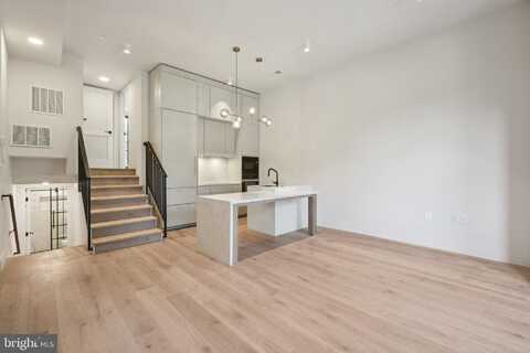 23 LOGAN CIRCLE NW, WASHINGTON, DC 20005