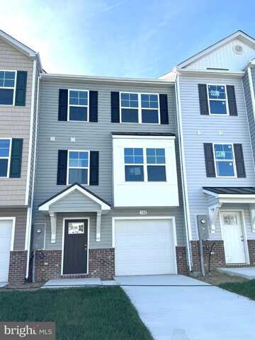 102 MOSES DRIVE, MARTINSBURG, WV 25405