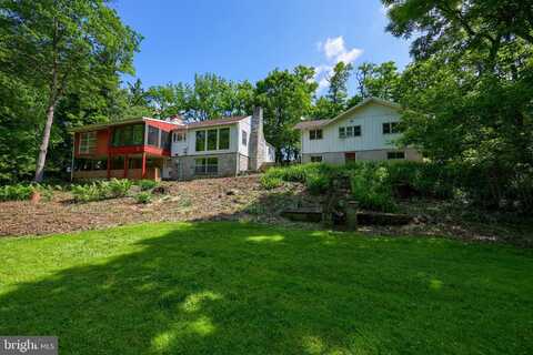 3894 OLD HARRISBURG PIKE, MOUNT JOY, PA 17552