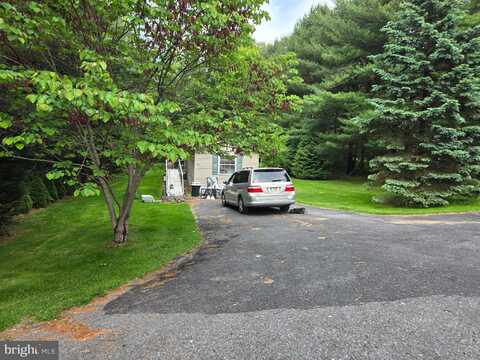10 WHITE PINE LANE, LOYSVILLE, PA 17047