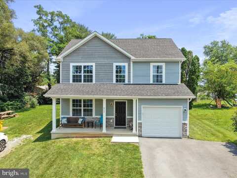852 JEFFERSON AVENUE, CHARLES TOWN, WV 25414